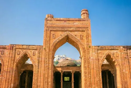 Adhai Din Ka Jhonpra